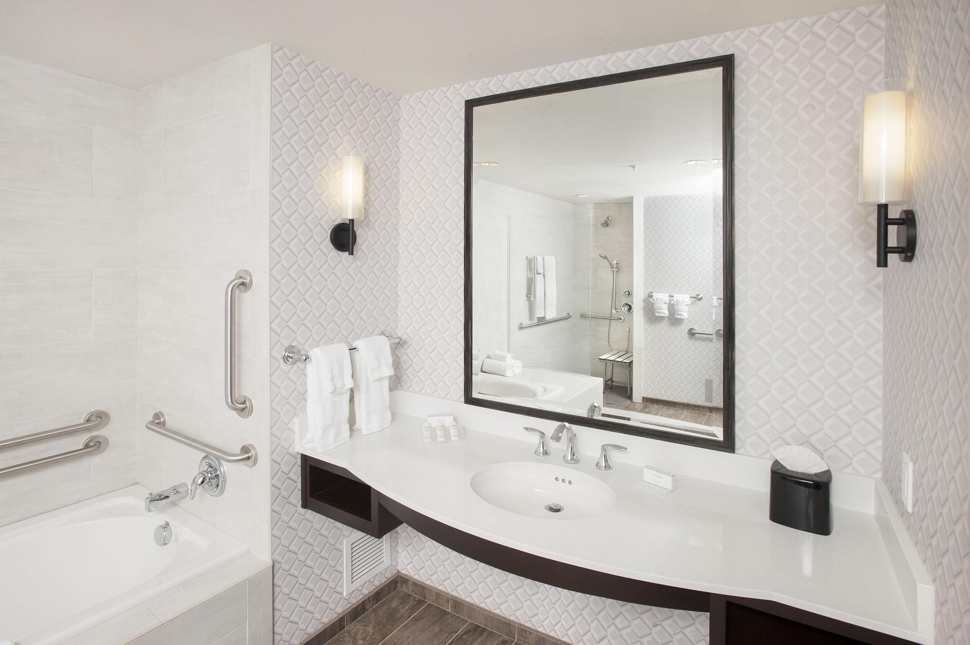 Hilton Garden Inn Burbank Los Angeles Buitenkant foto